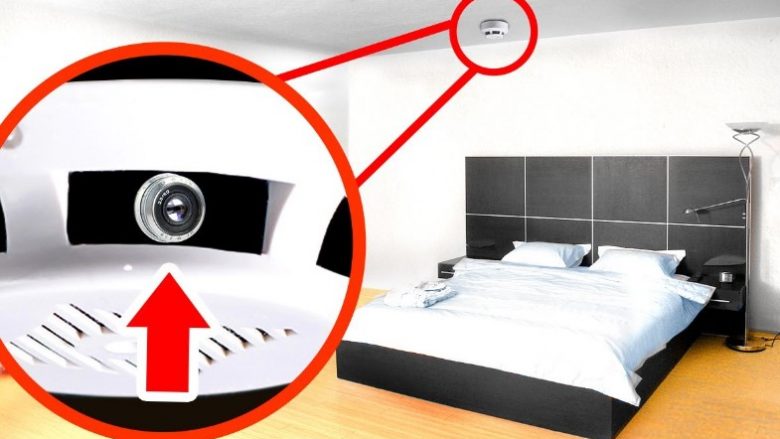 Vendet më të zakonshme ku mund të jenë fshehur kamerat në dhomën e hotelit